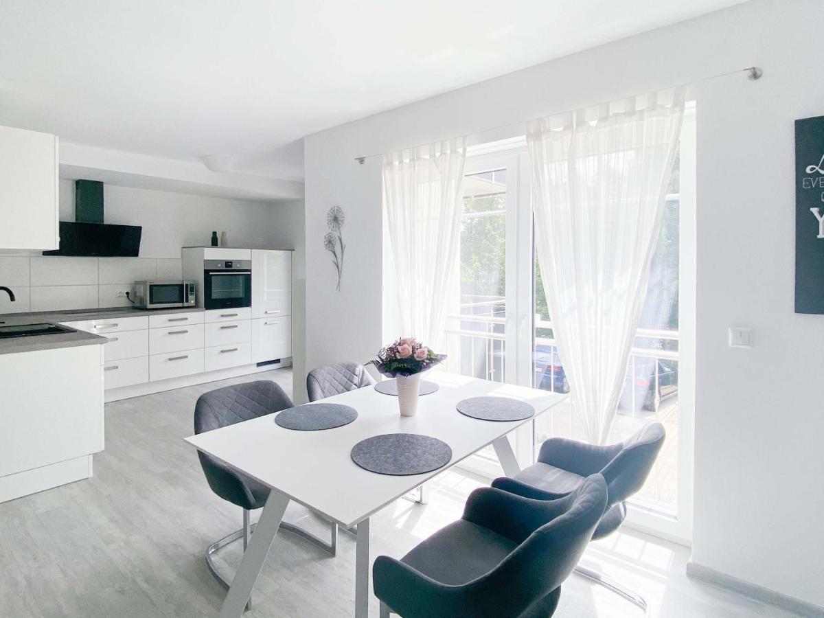 Staycozy Bike&Ski Apartments, Barrierefrei, Free Wifi, Erdgeschoss Winterberg Buitenkant foto